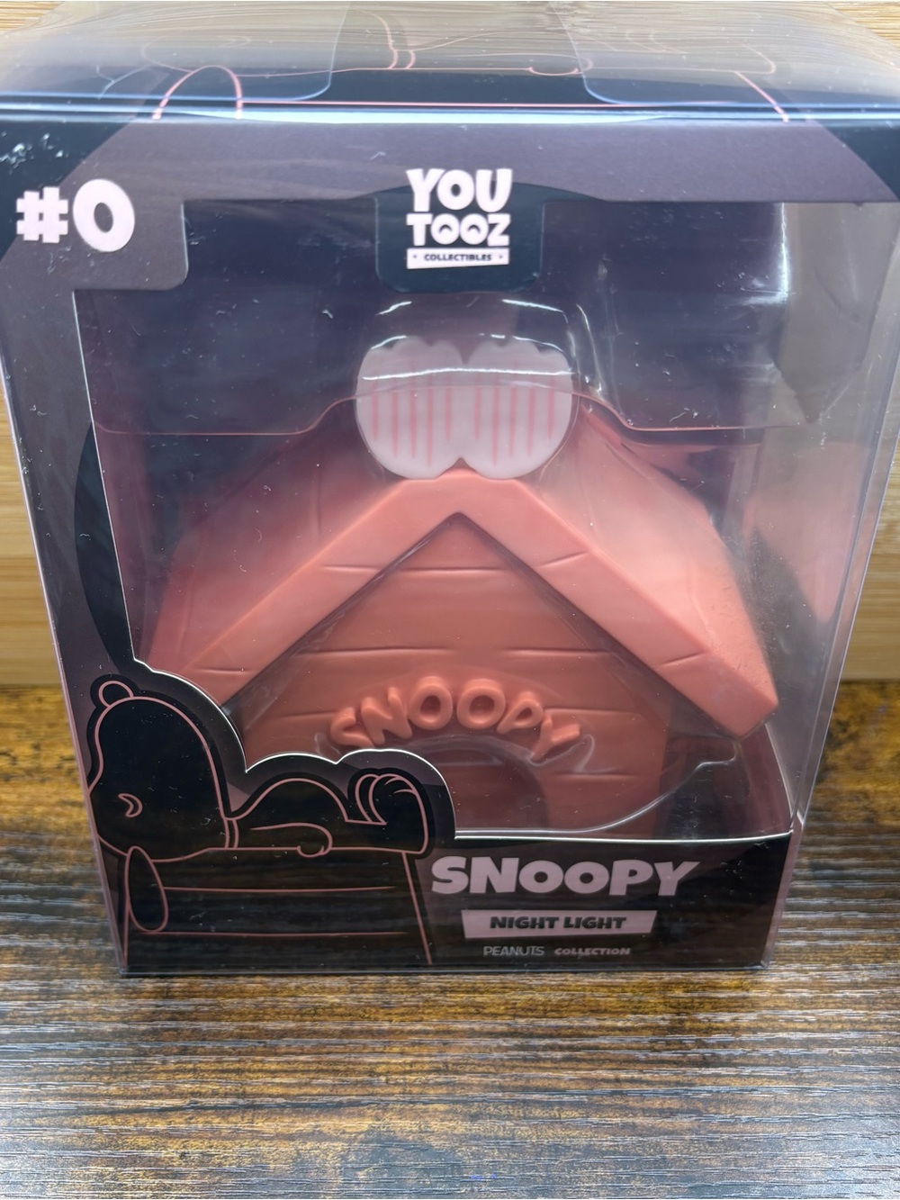 NWT Youtooz Snoopy Peanut Collection Night Light